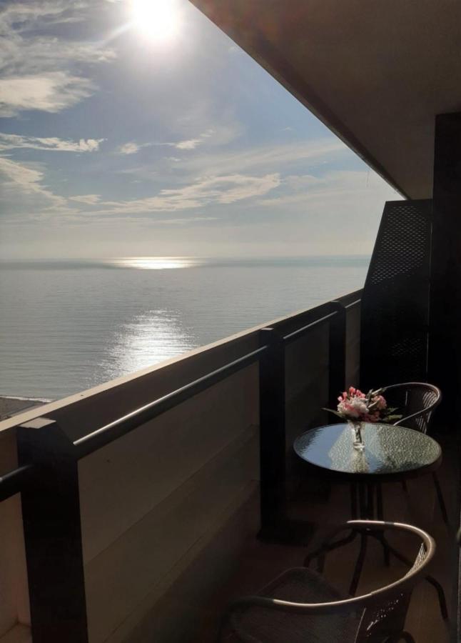 Luxury Sea View Apartments In Orbi City Batumi Zewnętrze zdjęcie