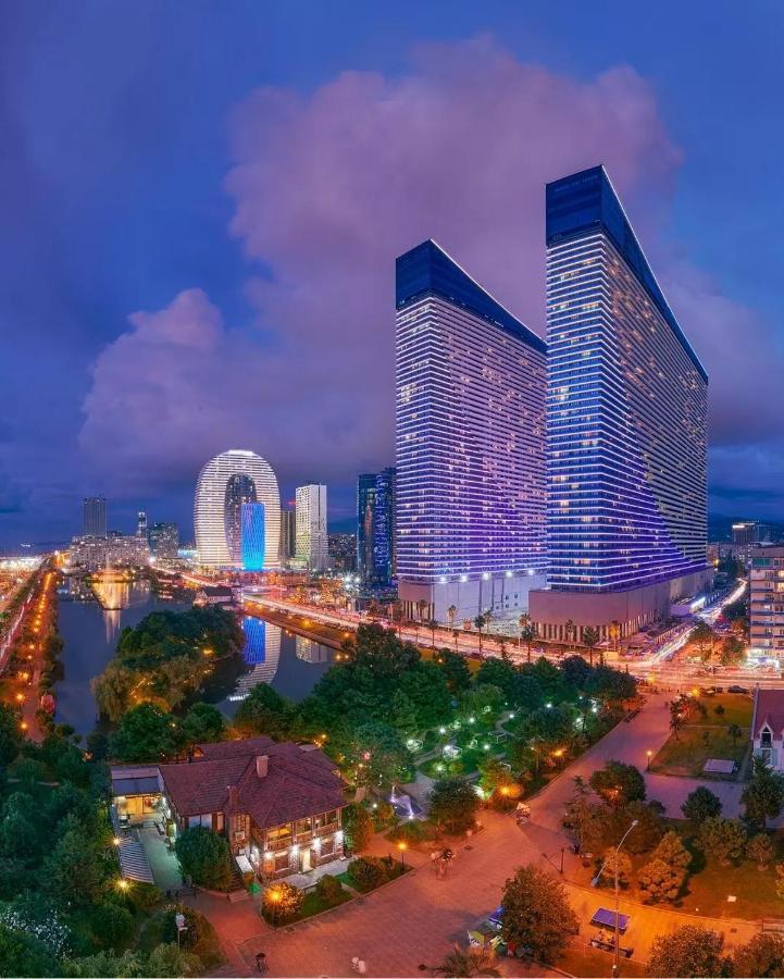 Luxury Sea View Apartments In Orbi City Batumi Zewnętrze zdjęcie